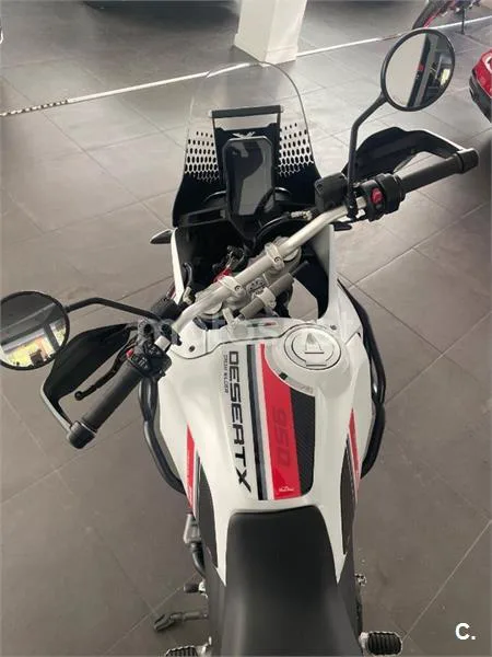 Ducati DesertX – Vista 16