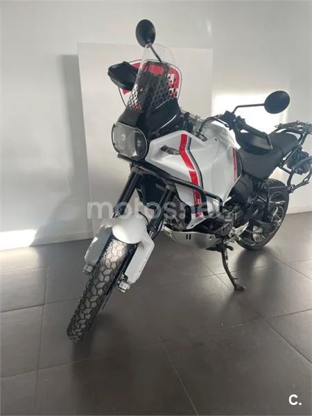 Ducati DesertX – Vista 3