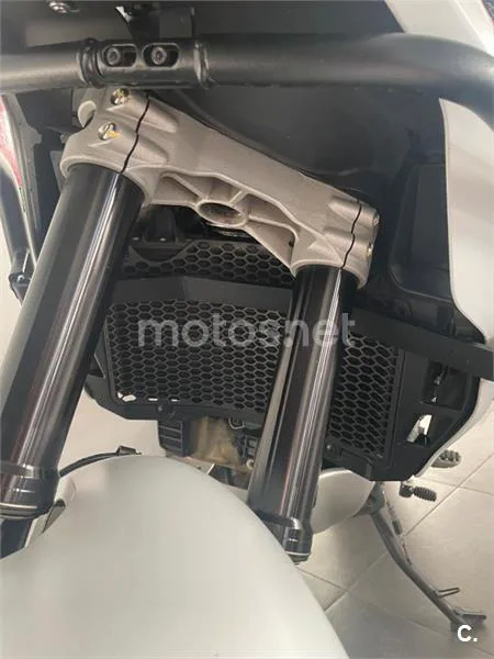 Ducati DesertX – Vista 4