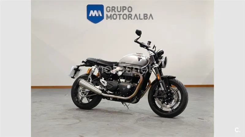 Triumph Speed Twin 1200 – Vista 4