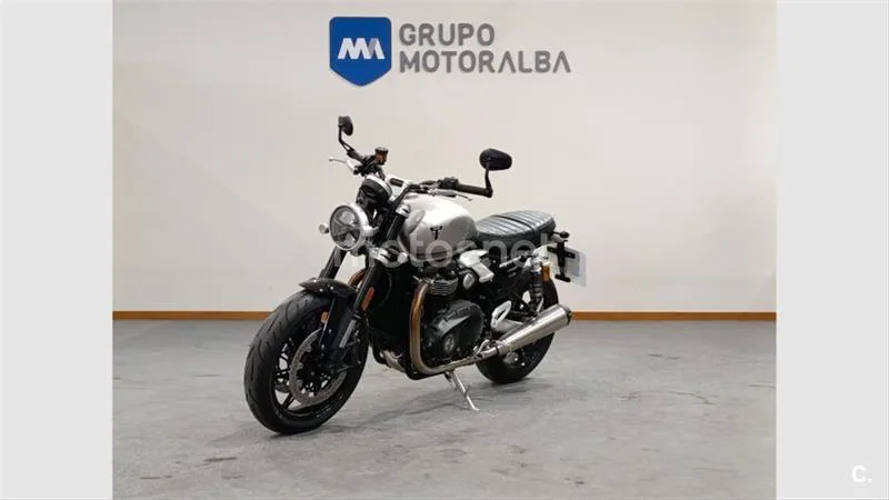 Triumph Speed Twin 1200 – Vista 6