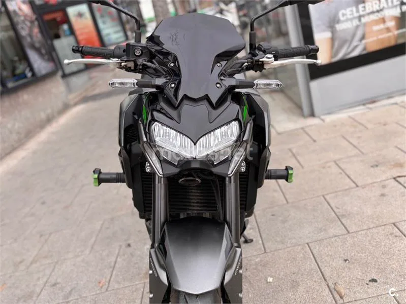 Kawasaki Z900 – Vista 6