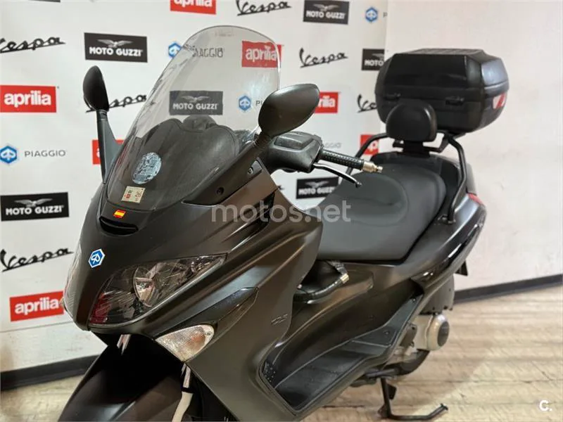 Piaggio X EVO 125 – Vista 5
