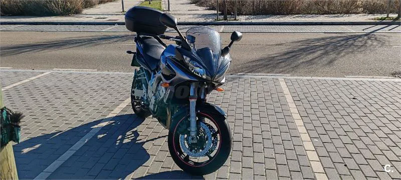 Yamaha FZ6 Fazer – Vista 5