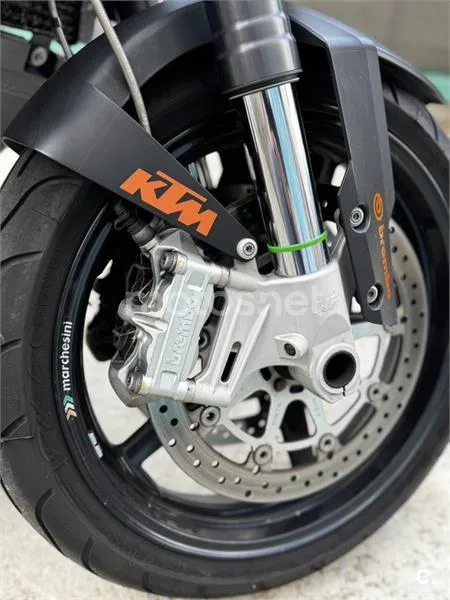 KTM 990 SUPER DUKE – Vista 7