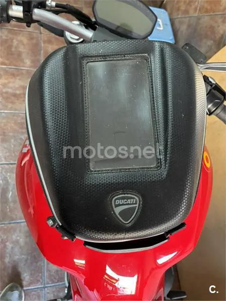 Ducati Monster 821 – Vista 7