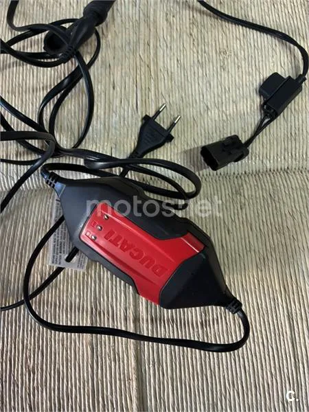 Ducati Monster 821 – Vista 10