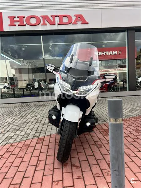 Honda Gold Wing – Vista 7