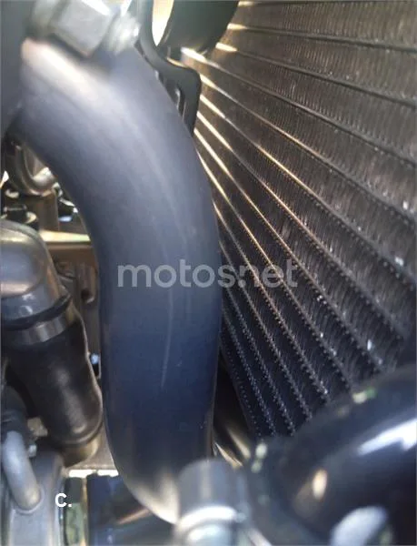 Yamaha R1 – Vista 8