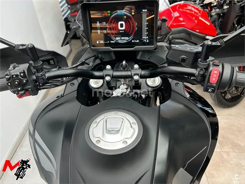 CFMOTO 800MT – Vista 8
