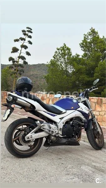 Suzuki GSR 600 – Vista 2