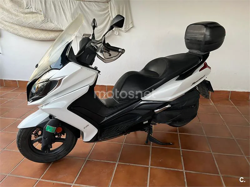 Kymco Super Dink 350i – Vista 2