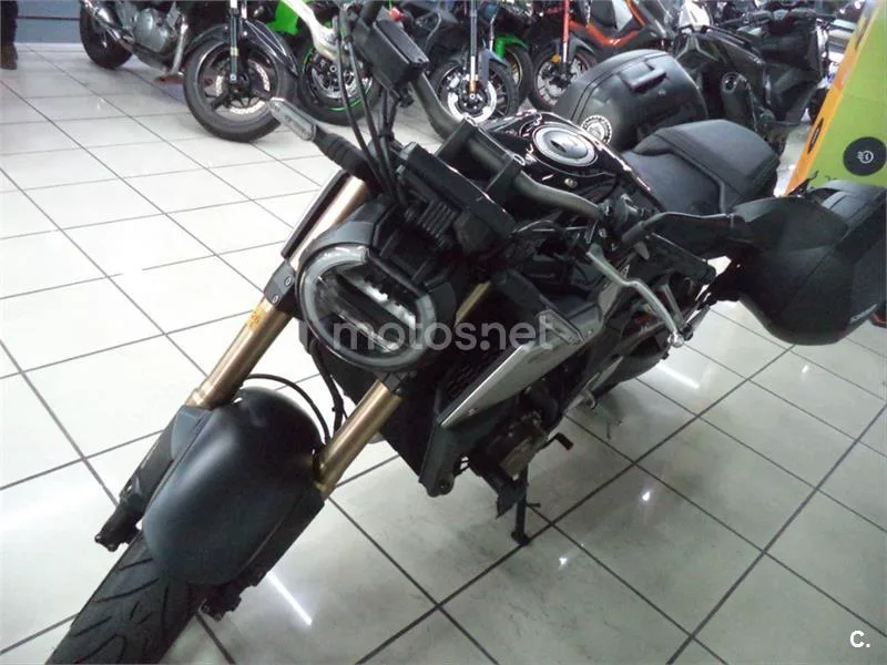 Honda CB 650 R – Vista 3