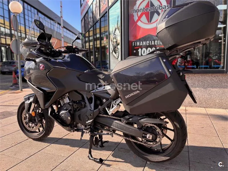 Honda NT1100 – Vista 11