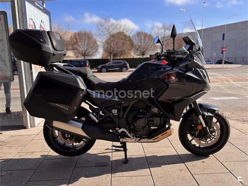 Honda NT1100 – Vista 7