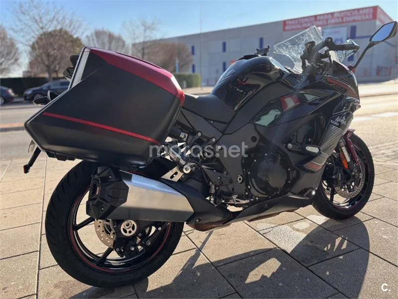 Kawasaki Ninja 1000 SX – Vista 10