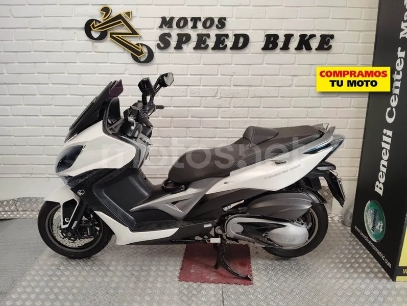 Kymco Xciting 400 – Vista 11