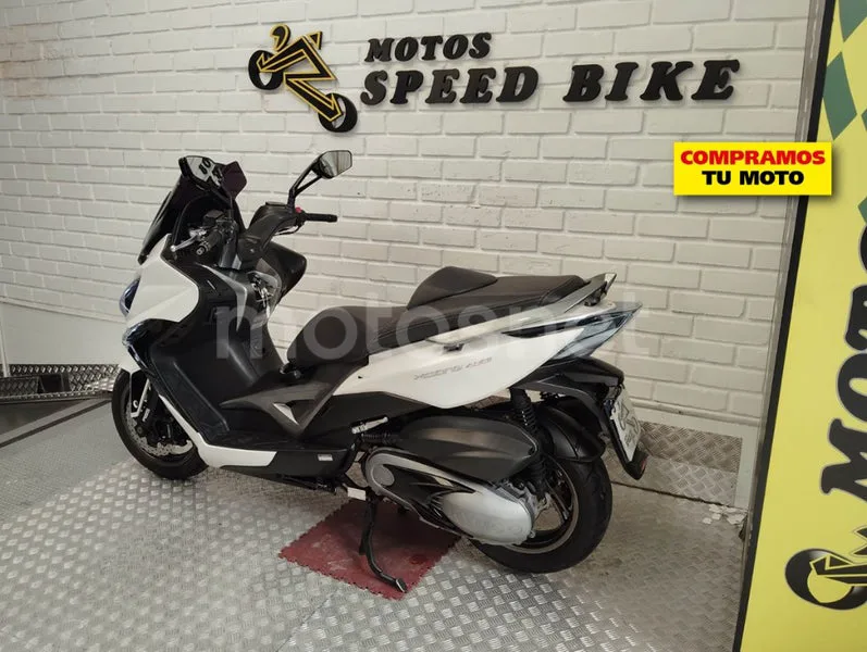 Kymco Xciting 400 – Vista 12