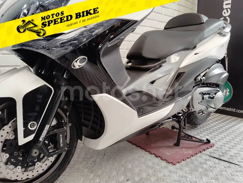 Kymco Xciting 400 – Vista 15