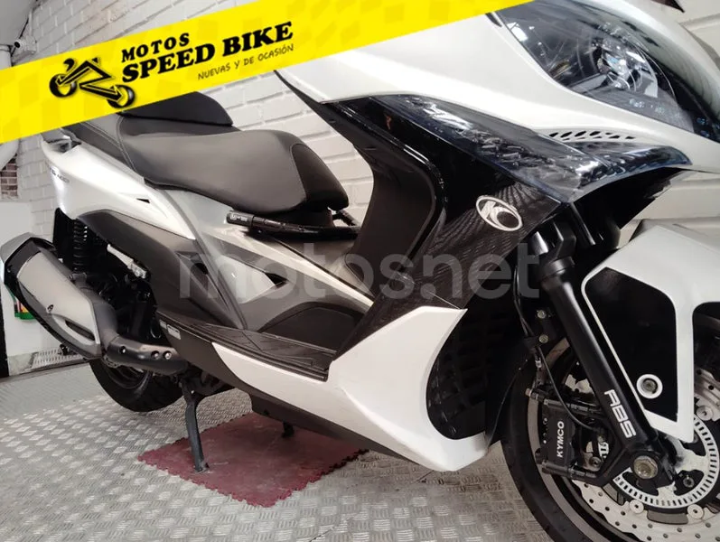 Kymco Xciting 400 – Vista 3