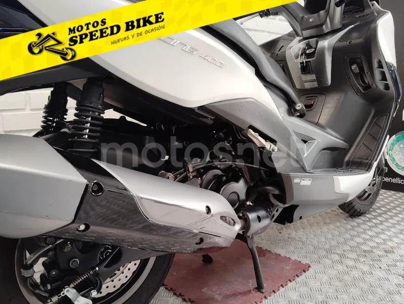 Kymco Xciting 400 – Vista 5