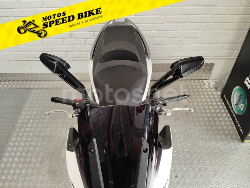 Kymco Xciting 400 – Vista 10