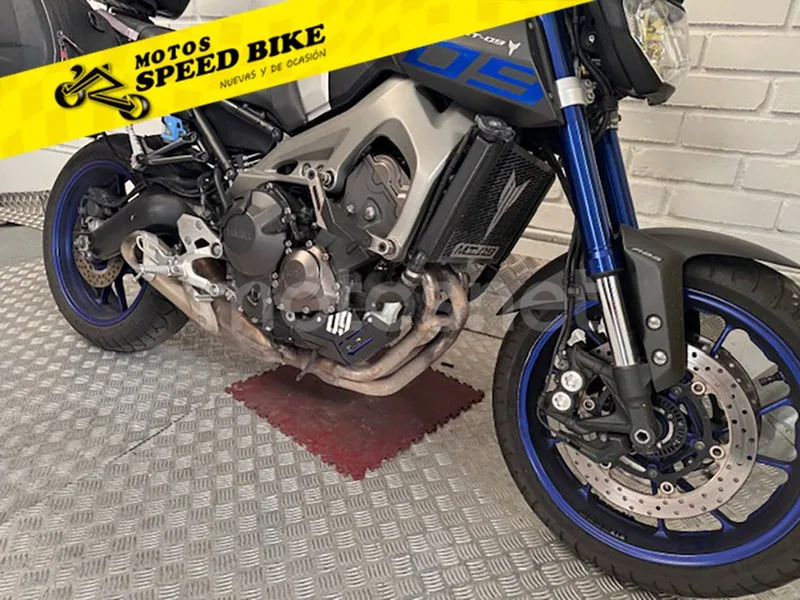Yamaha MT-09 – Vista 3