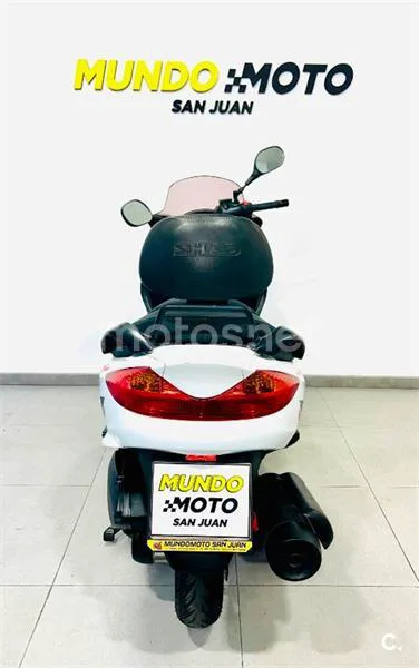 Suzuki Burgman 125 – Vista 7