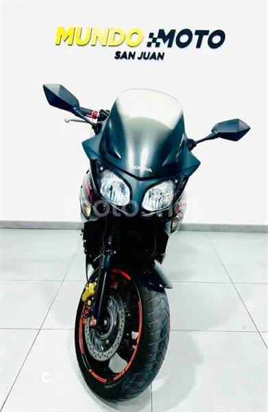 Honda CBF 600 S – Vista 3