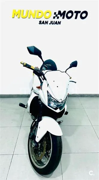 Kawasaki Z750 – Vista 3