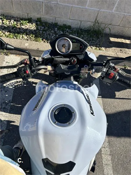 Kawasaki Z 750 – Vista 3