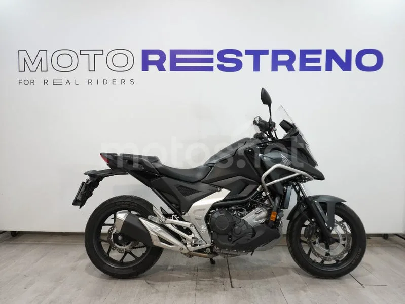 Honda NC 750 X – Vista 7