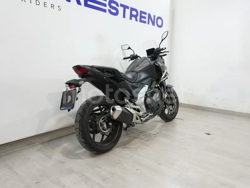 Honda NC 750 X – Vista 8