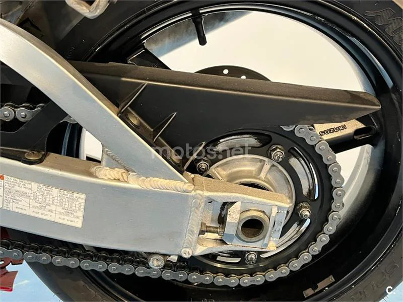 Suzuki GSX-R750 – Vista 34