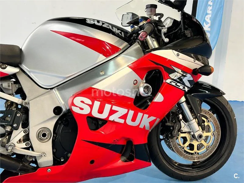 Suzuki GSX-R750 – Vista 46