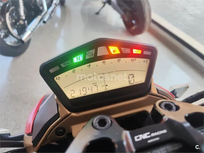 Ducati Streetfighter 1100 – Vista 9