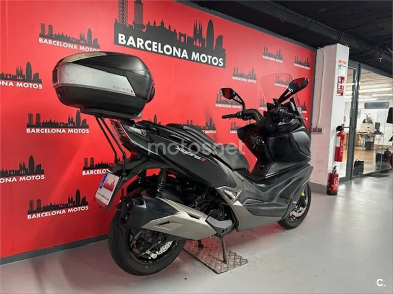 Kymco Xciting S 400 – Vista 6