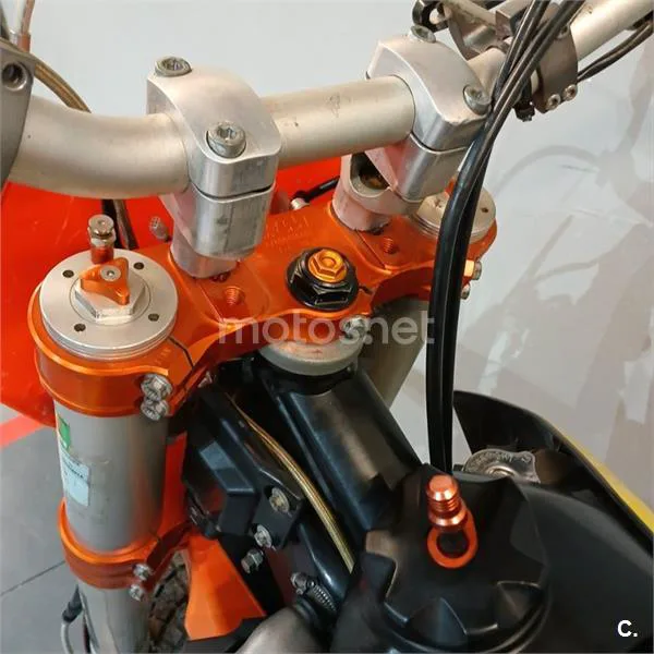 KTM 530 EXC - Vista 9