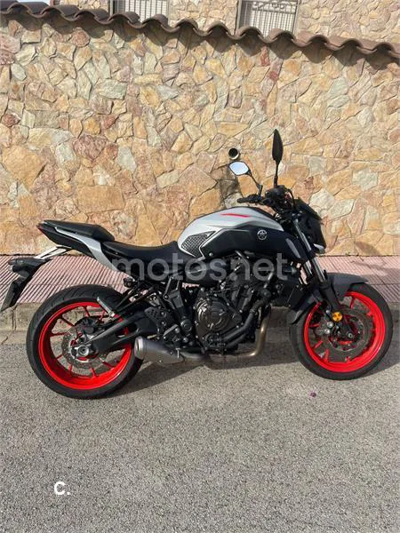 Yamaha MT-07 – Vista 4