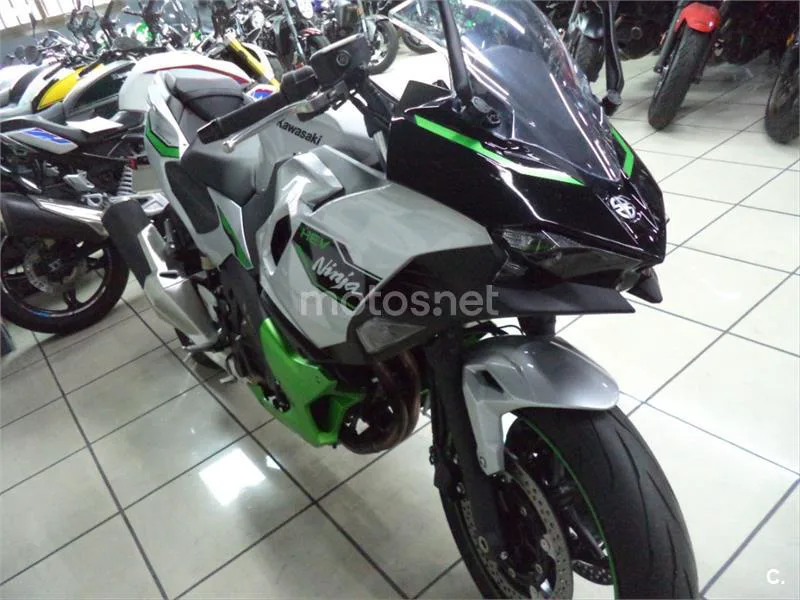 Kawasaki Ninja 7 Hybrid – Vista 4