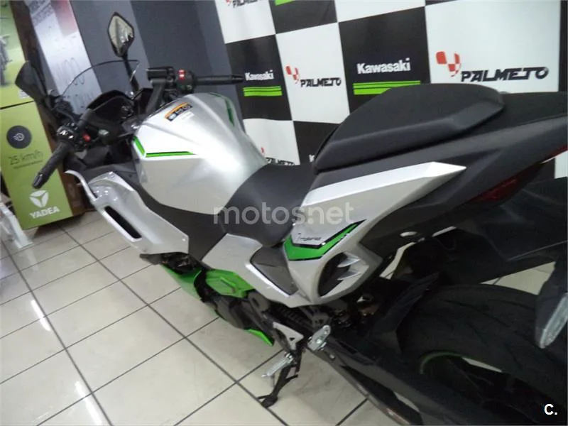 Kawasaki Ninja 7 Hybrid – Vista 7