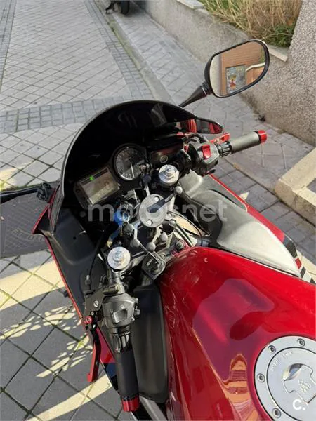 Honda CBR 600F – Vista 4