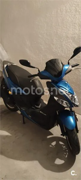 Kymco Agility City 50 – Vista 3