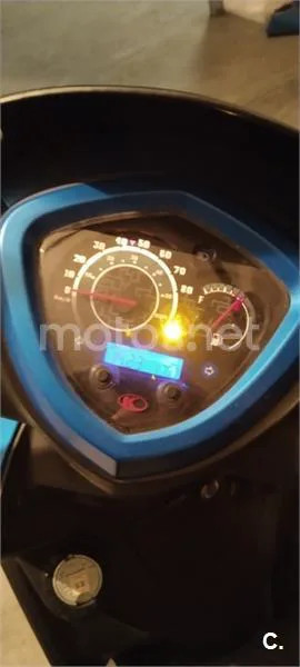 Kymco Agility City 50 – Vista 9