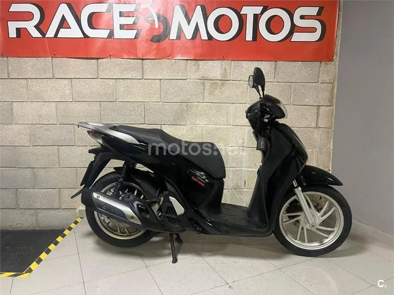 Honda SH 125i – Vista 3