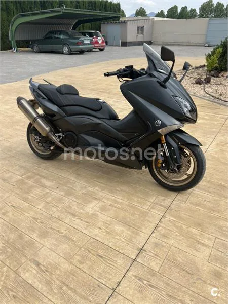 Yamaha TMAX 530 – Vista 2