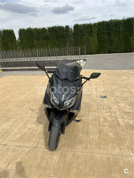 Yamaha TMAX 530 – Vista 5