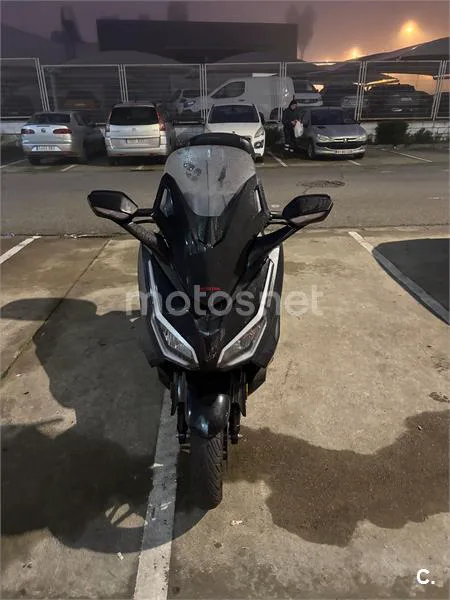 Honda Forza 350 – Vista 12