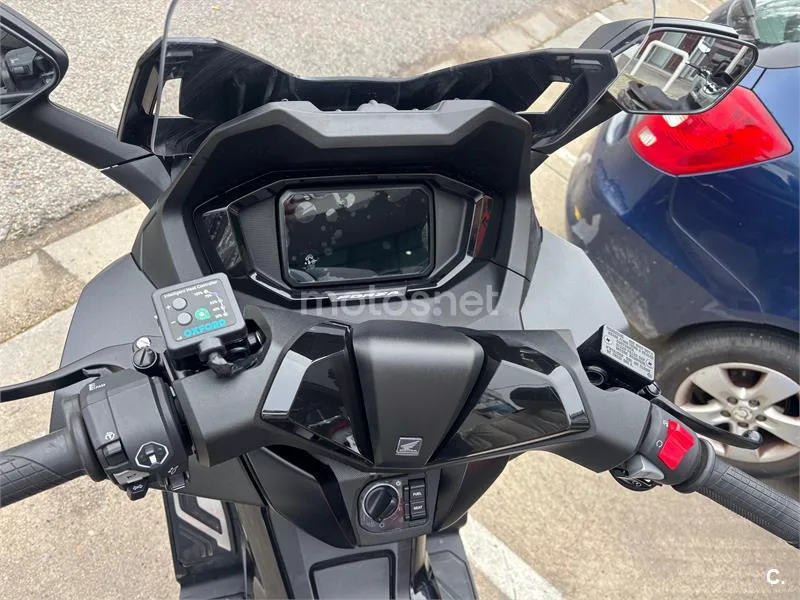 Honda Forza 350 – Vista 15