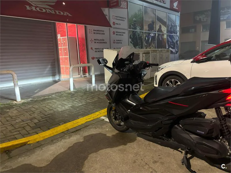 Honda Forza 350 – Vista 18